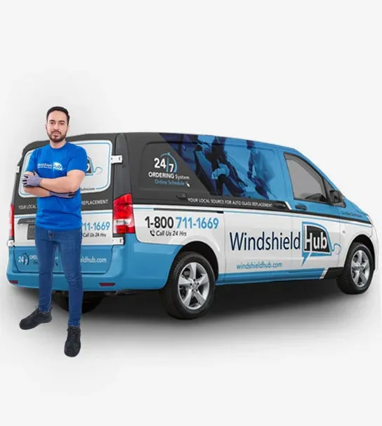 WindshieldHUB mobile technician beside a branded van for mobile back glass replacement in Palm Beach
